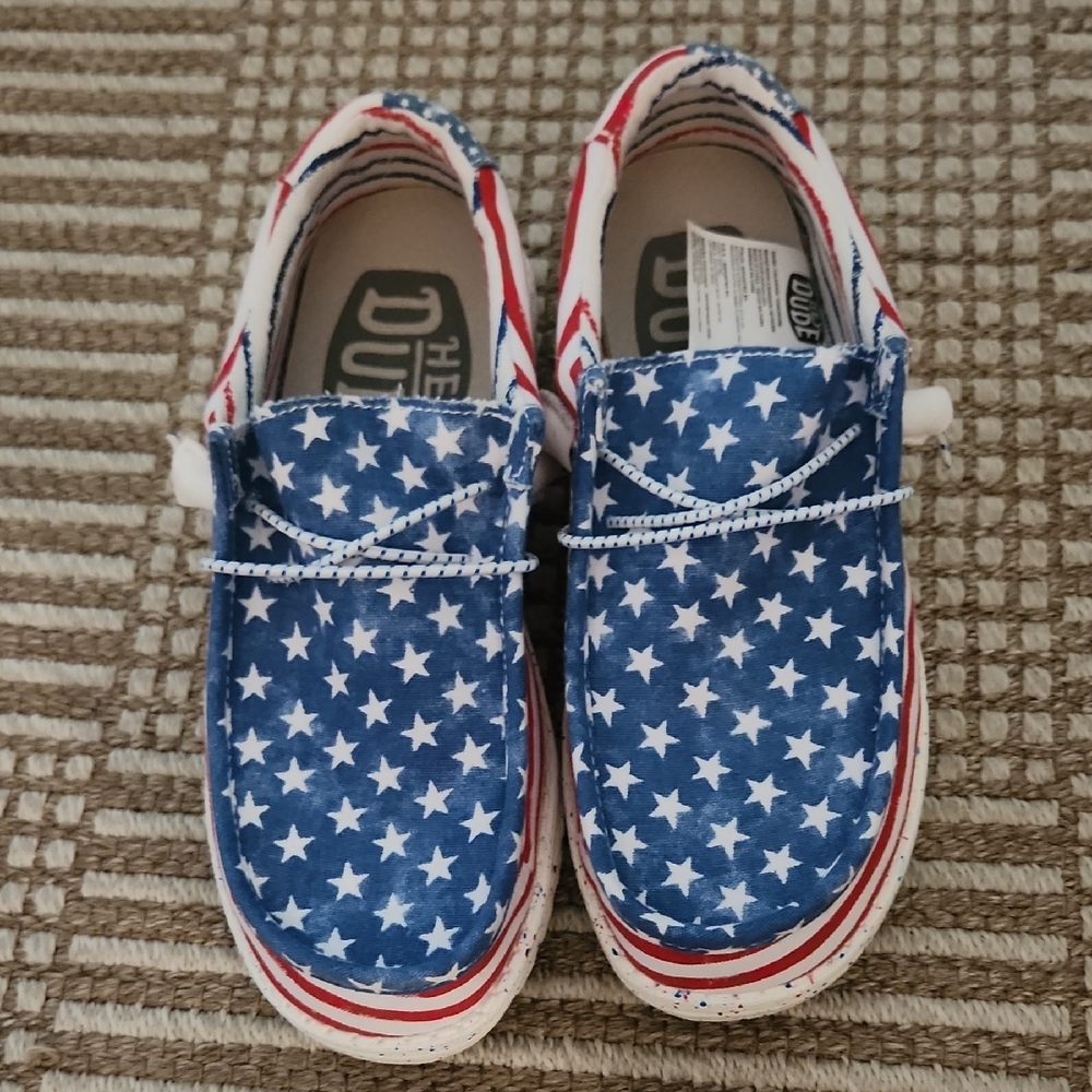 Hey Dude Womns  Stars and Stripes Sneakers - Picture 2 of 7